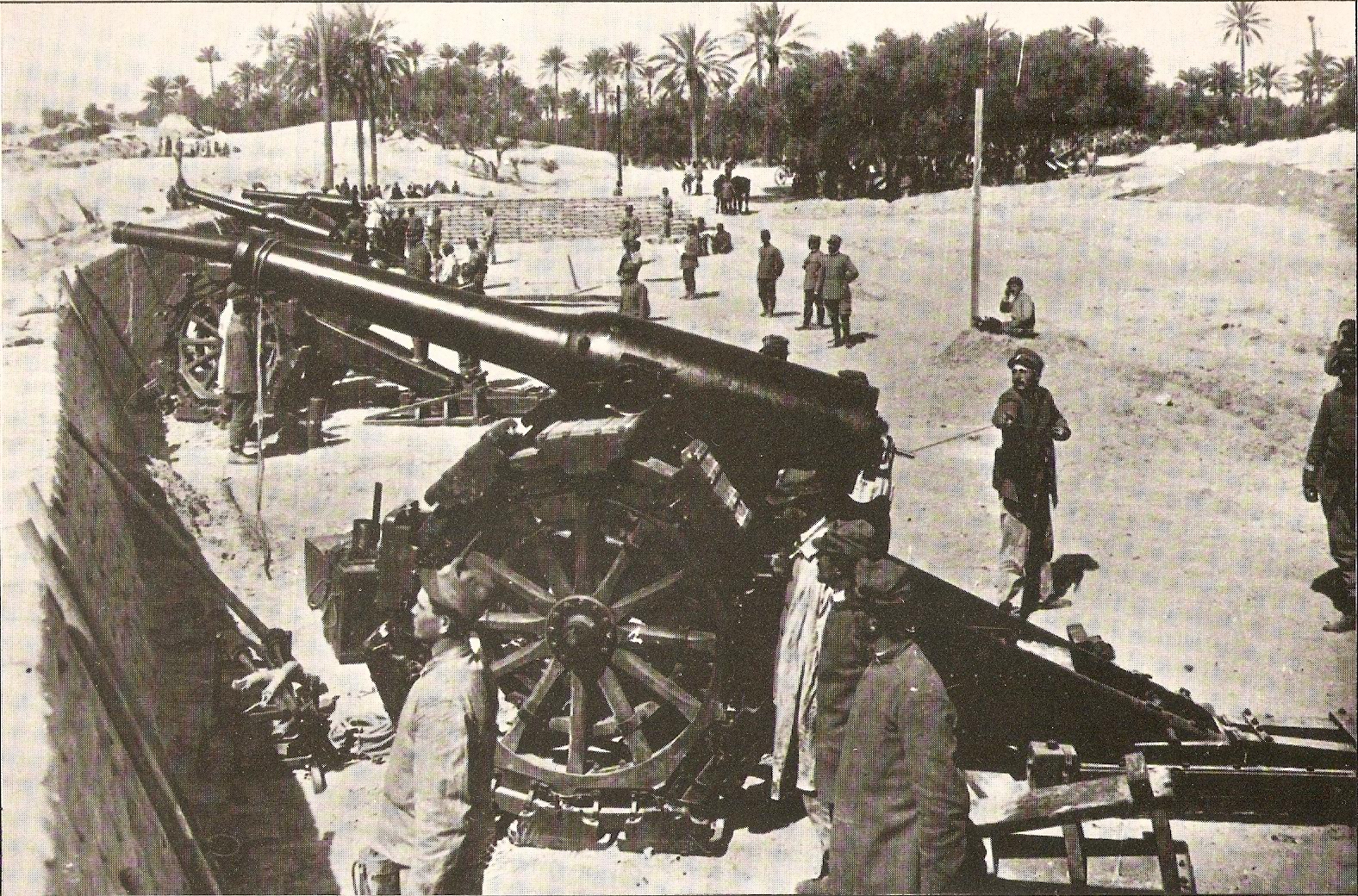 Batteria_di_cannoni_Obici_145